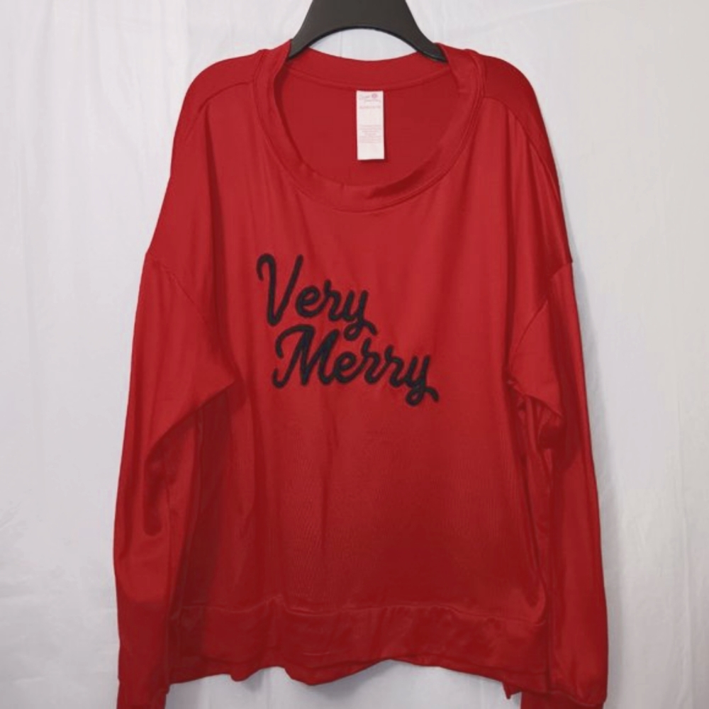 SECRET TREASURES  VERY MERRY CHRISTMAS FESTIVE PAJAMA TOP